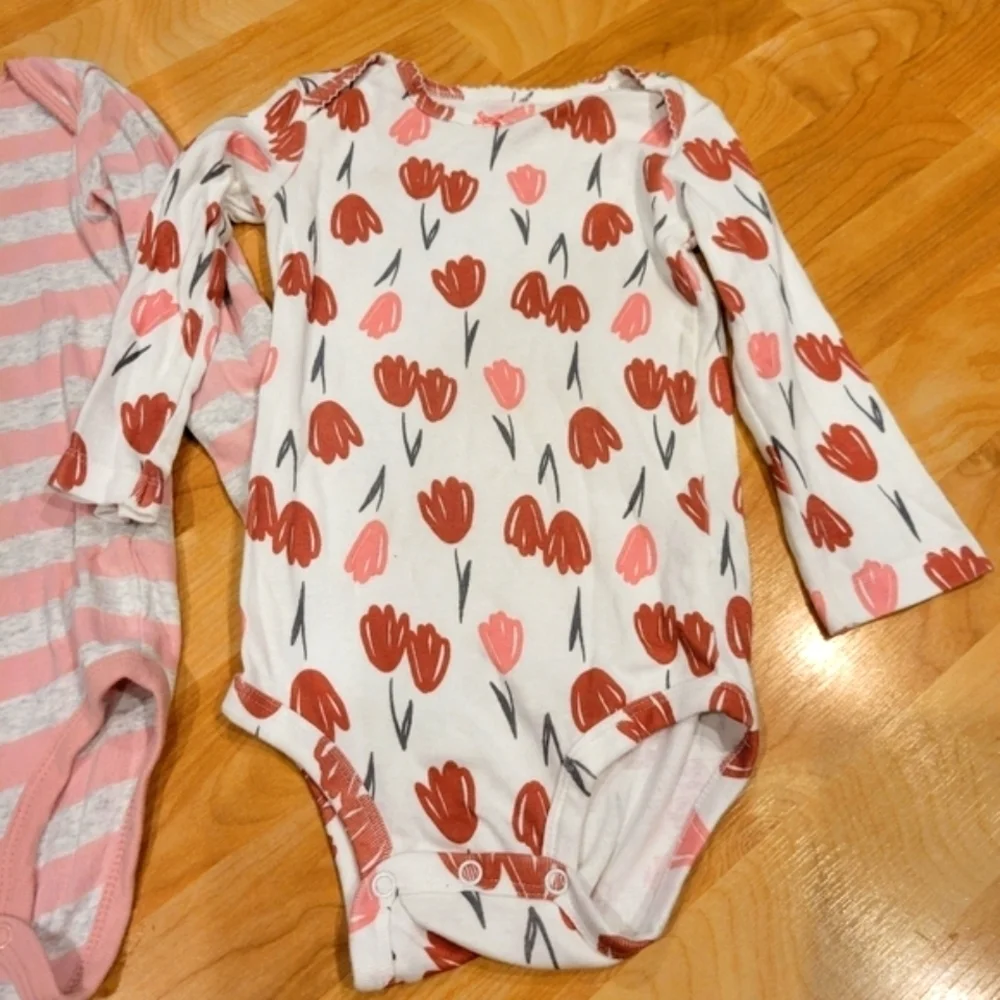 Carter's Long Sleeve Onesie Bundle Size 24 Months